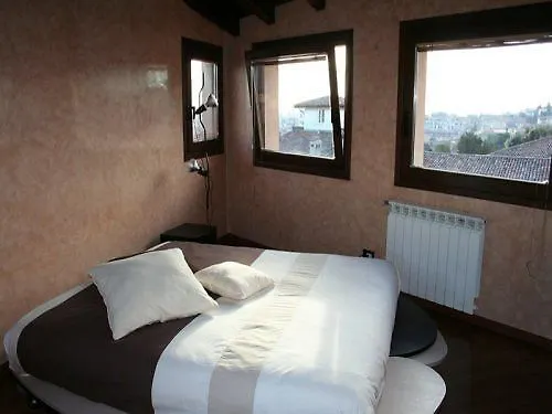 Casa Fontana Del Delfino *