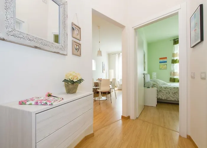 Casa Fontana Del Delfino