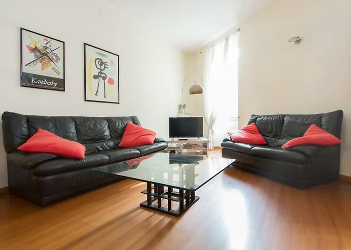 Lägenhet Casa Fontana Del Delfino